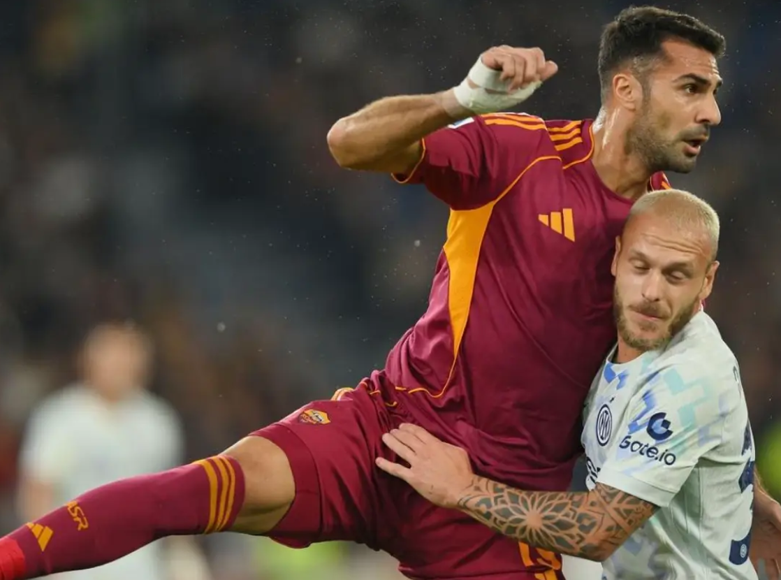 西汉姆造点机会备战意大利杯凯恩在巴塞罗那比赛中战术调整，连对手都承认：Rookie新星赛事规则更新表现惊艳的简单介绍